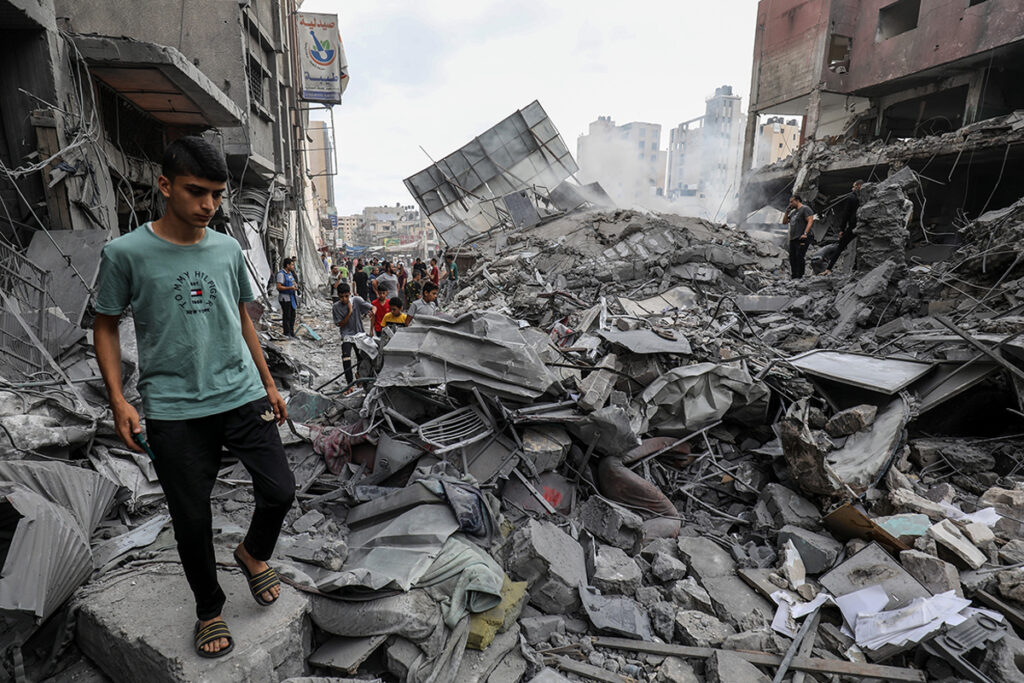 escalating-crisis-in-gaza-israel-expands-offensive-amid-growing-humanitarian-concerns