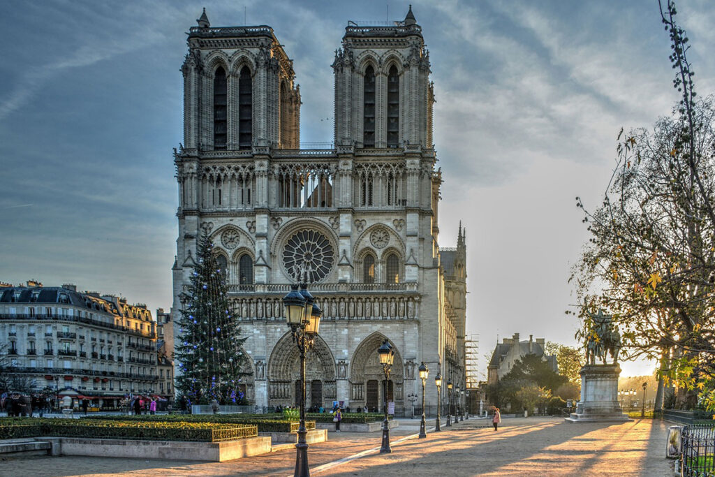 paris-gears-up-for-notre-dame's-grand-reopening-in-2024