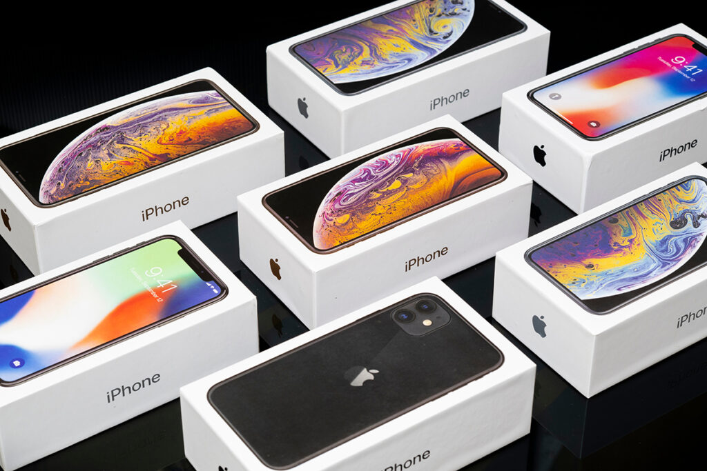 apple-faces-decline-in-iphone-sales-amidst-rising-competition