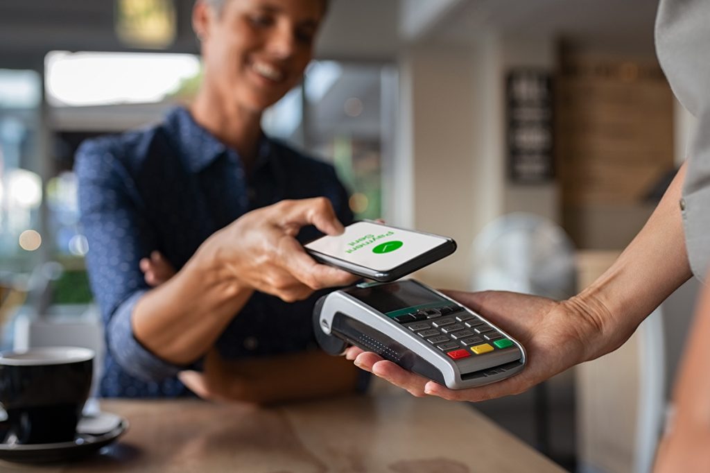 european-iphone-users-to-enjoy-greater-flexibility-in-mobile-payments