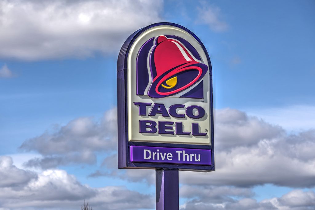 taco-bell-adopts-ai-voice-technology-for-drive-thru-orders