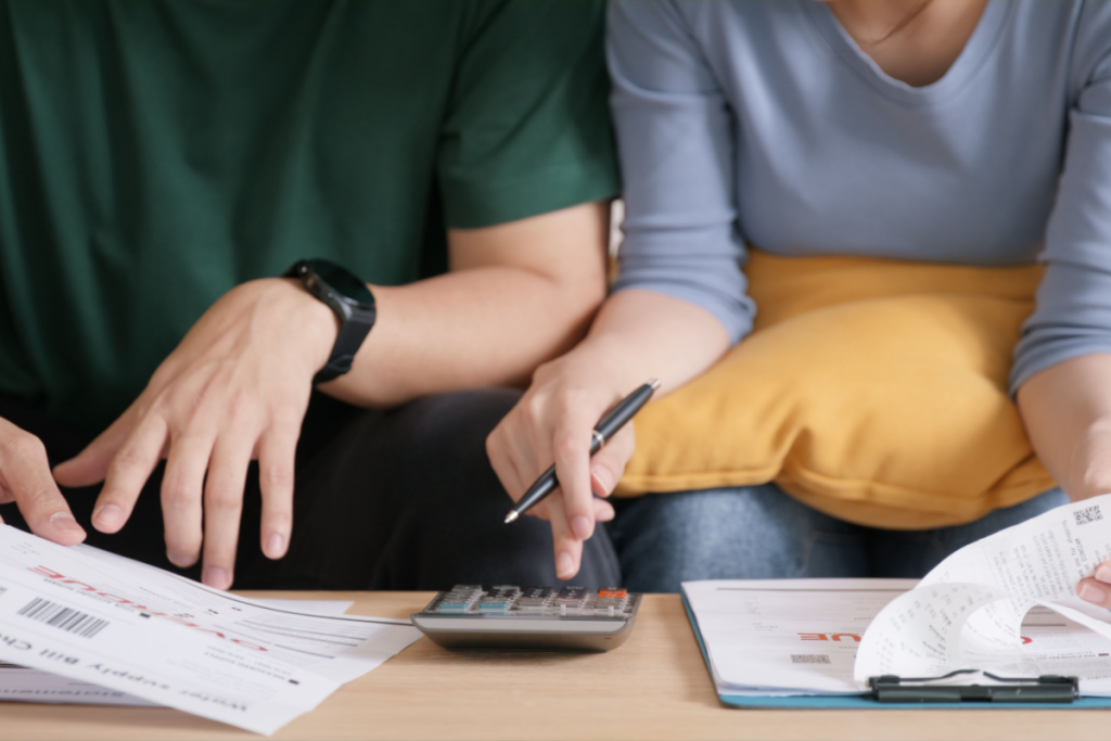 u.s.-household-debt-hits-$18.39-trillion-record